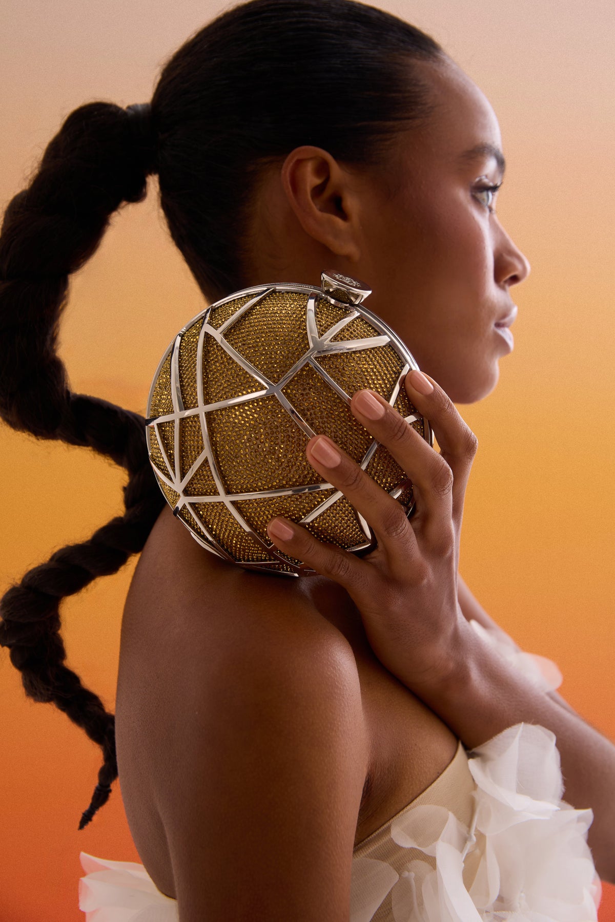 Bolsa Esfera: Design Escultural e Clutches de Festa | ISLA