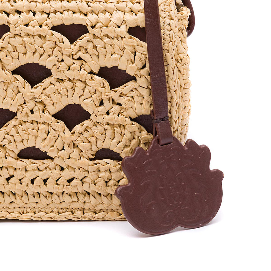 BOLSA FLAP CROCHÊ MONOGRAMA SOFT RAFIA CREME