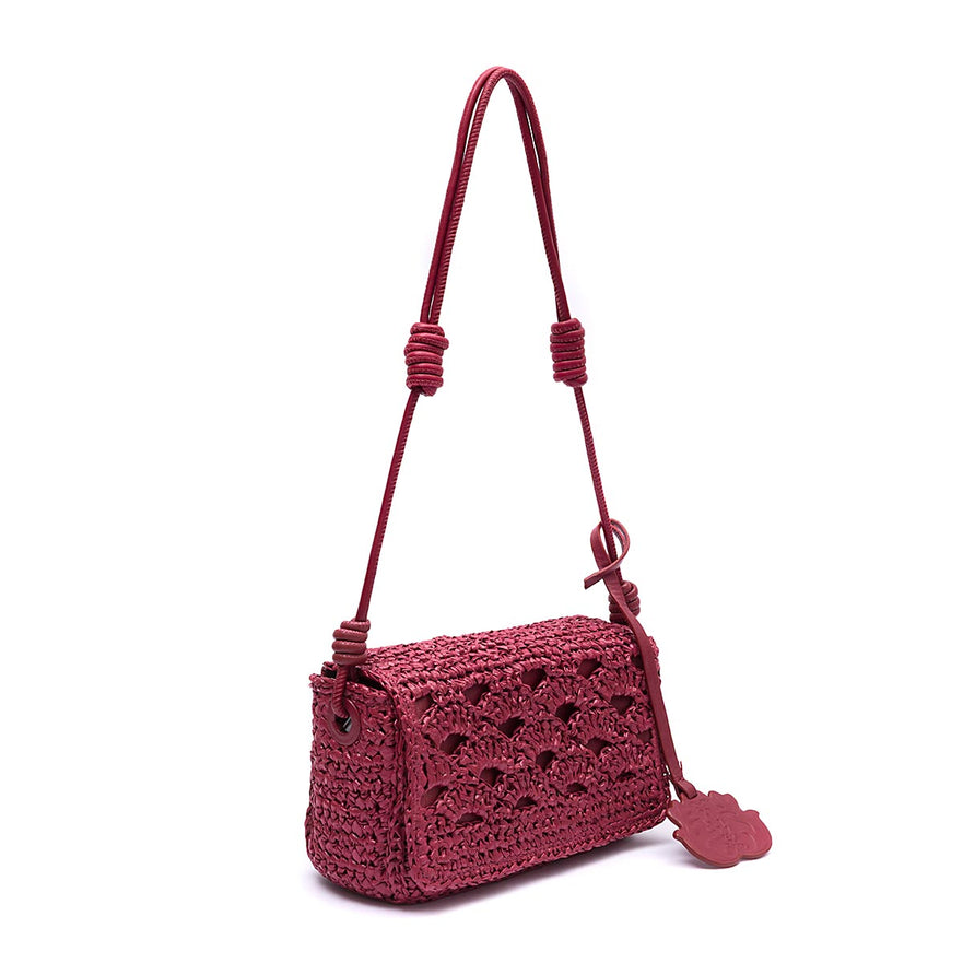 BOLSA  FLAP CROCHê MONOGRAMA SOFT CHERRY/RAFIA BURGUNDY