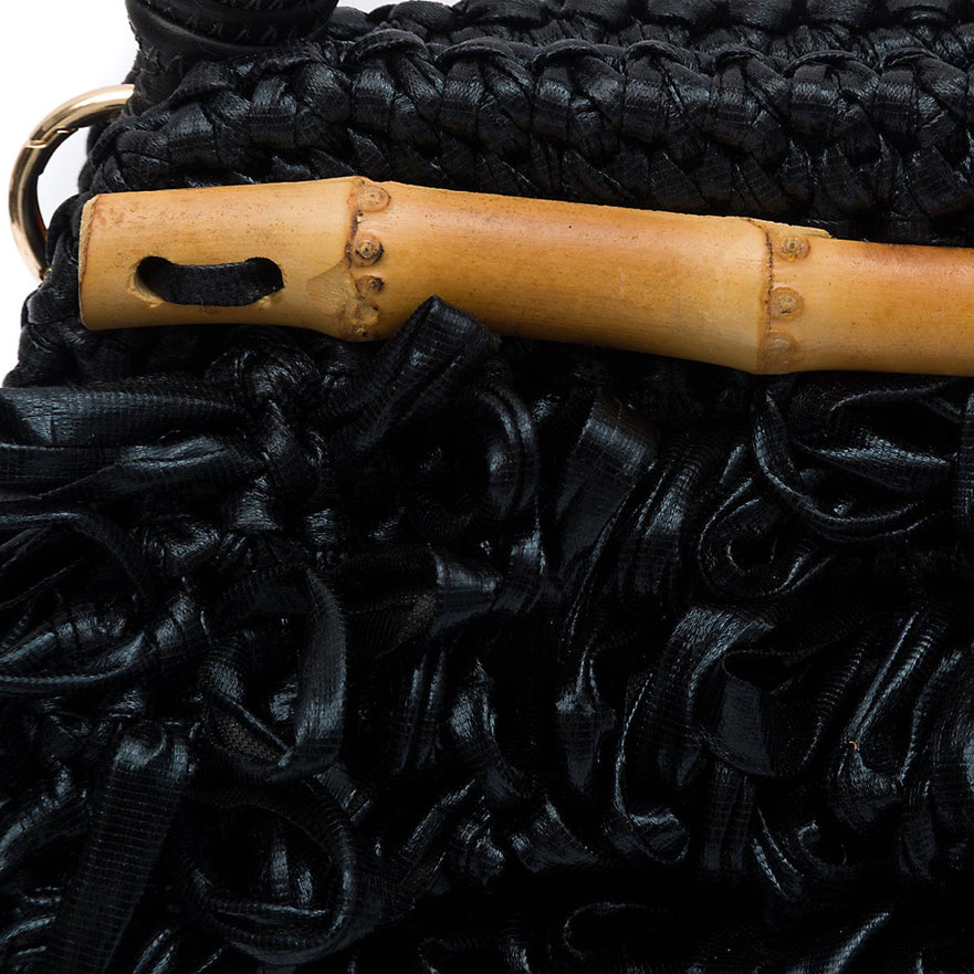 BOLSA POUCH FRANJA DE RÁFIA PRETO