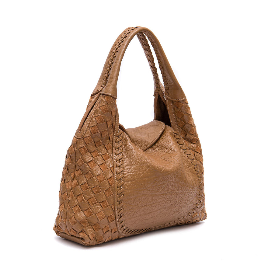 BOLSA ÍSIS WOVEN HOBO TRESSÊ MÉDIA COURO AMENDOA