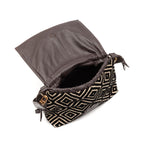 BOLSA FLAP TAPECARIA BORDADA