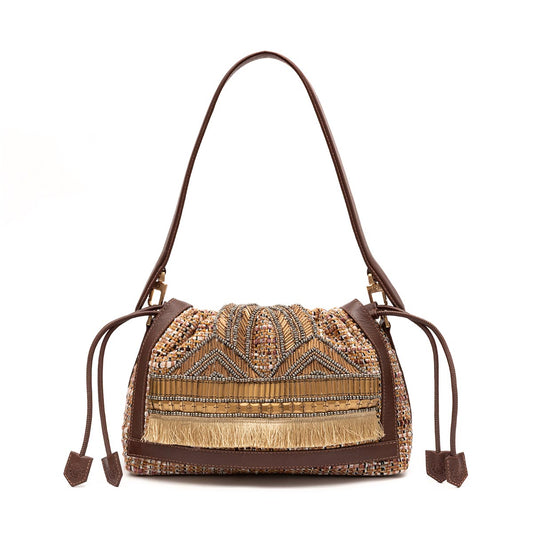 BOLSA FLAP TAPEÇARIA BORDADA PRETO