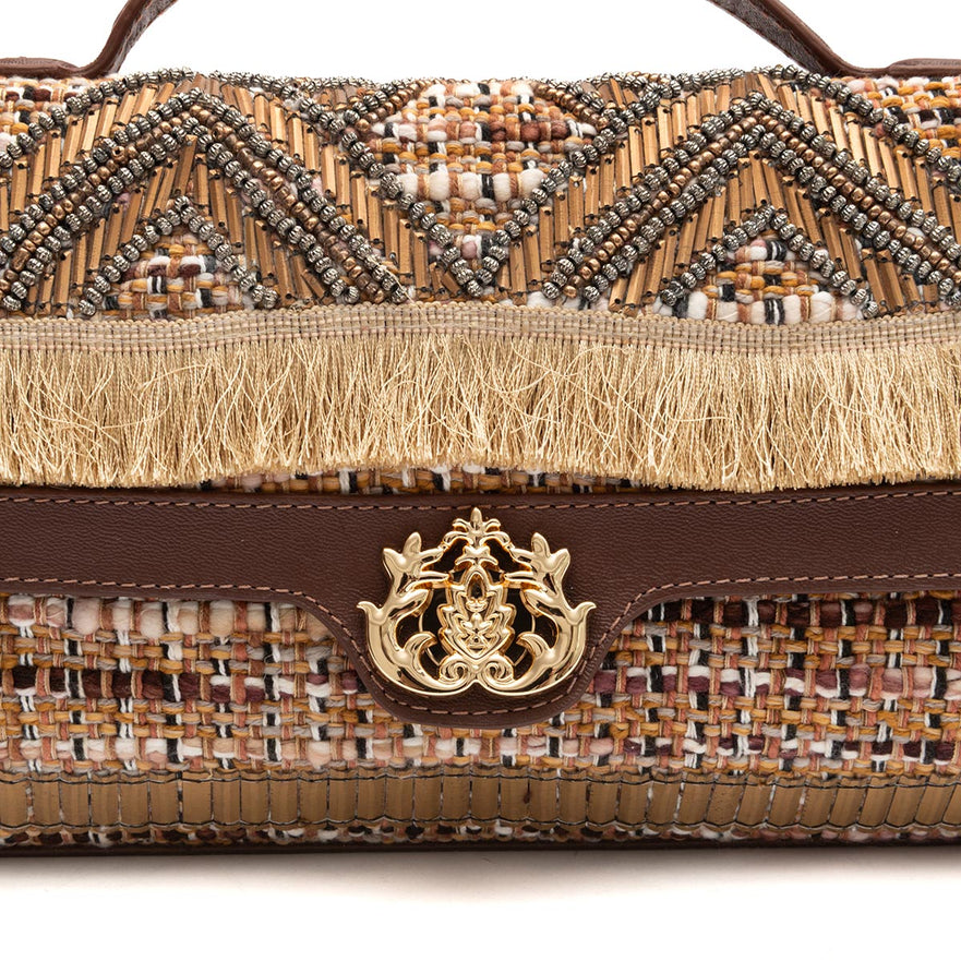 BOLSA TOP HANDLE TAPECARIA BORDADA