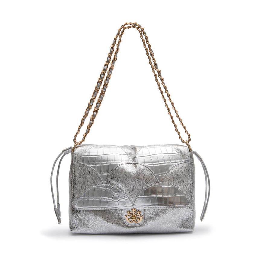 BOLSA PATCH  SCALE FLAP MAREA GRANDE COURO PRATA