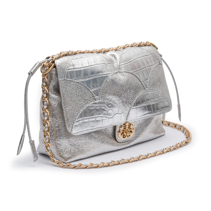 BOLSA PATCH  SCALE FLAP MAREA GRANDE COURO PRATA