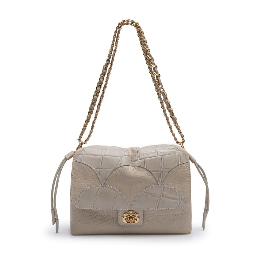 BOLSA MAREA PATCH SCALE FLAP MARSHMALLOW