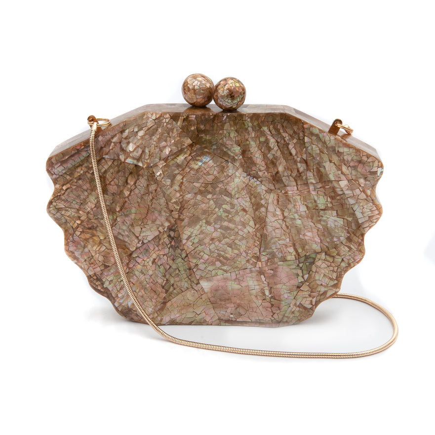BOLSA MADREPÉROLA EM FORMATO CONCHA FURTA ROSE